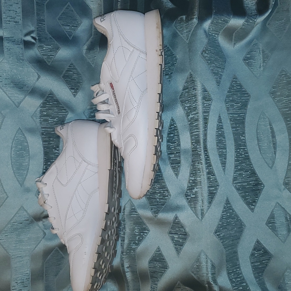 Womens Reebok - Picture 3 of 5